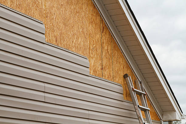 24/7 Emergency Storm Damage Siding Repair experts in West Springfield, PA